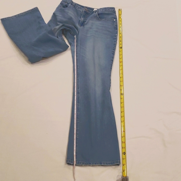 Talbots- Stretch 5-Pocket Light Blue Jeans Size: 10 - Picture 11 of 12